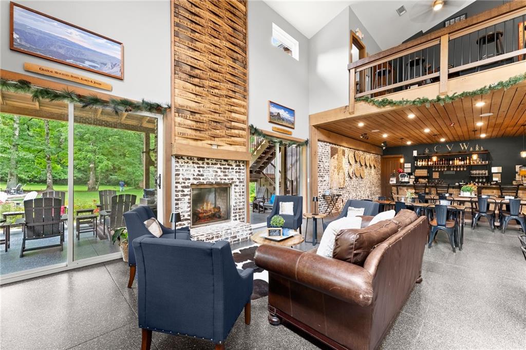 253 Happy Trails Way