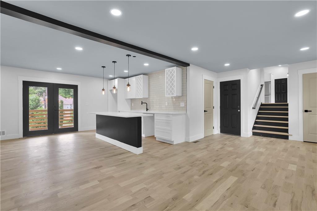 4255 Glenda Drive