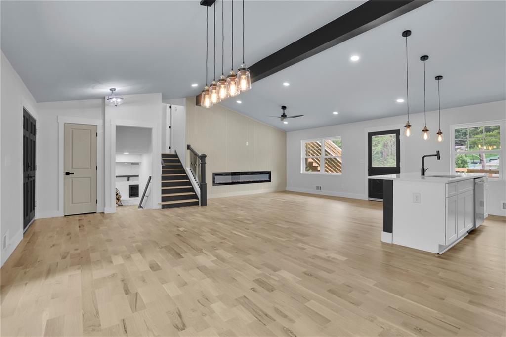 4255 Glenda Drive