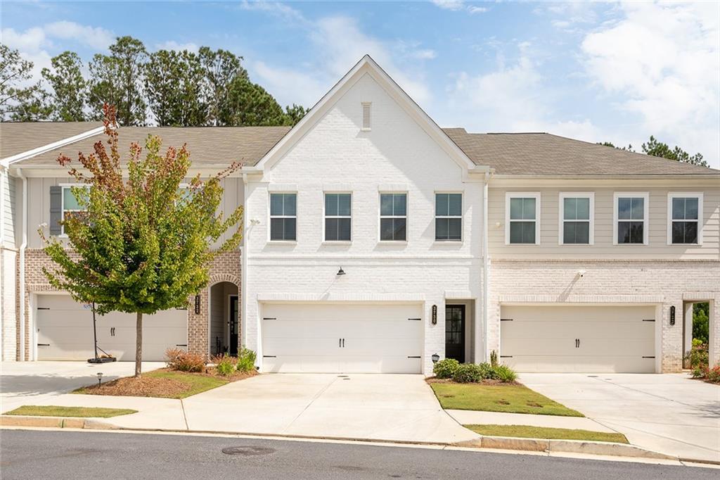 3730 Silvery Way