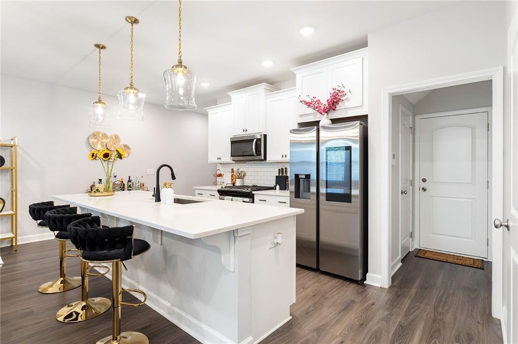 3730 Silvery Way