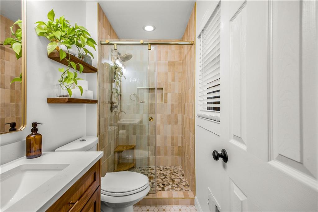 3539 Creatwood Trail SE