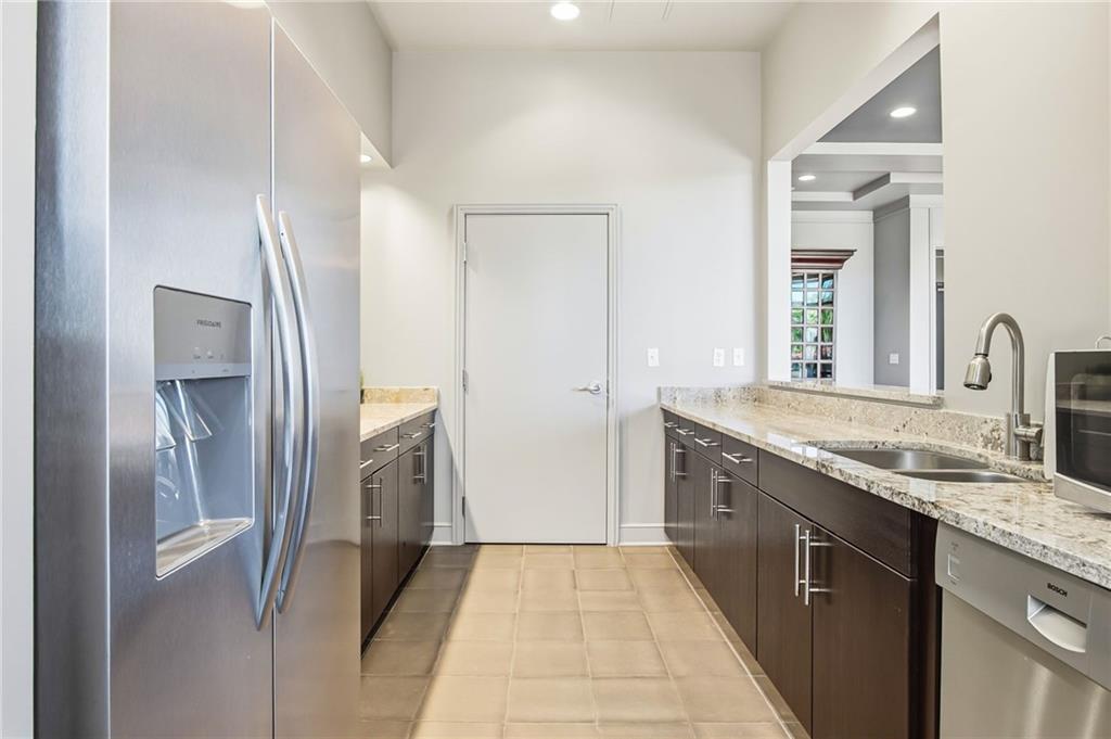 222 12th Street NE Unit 1404