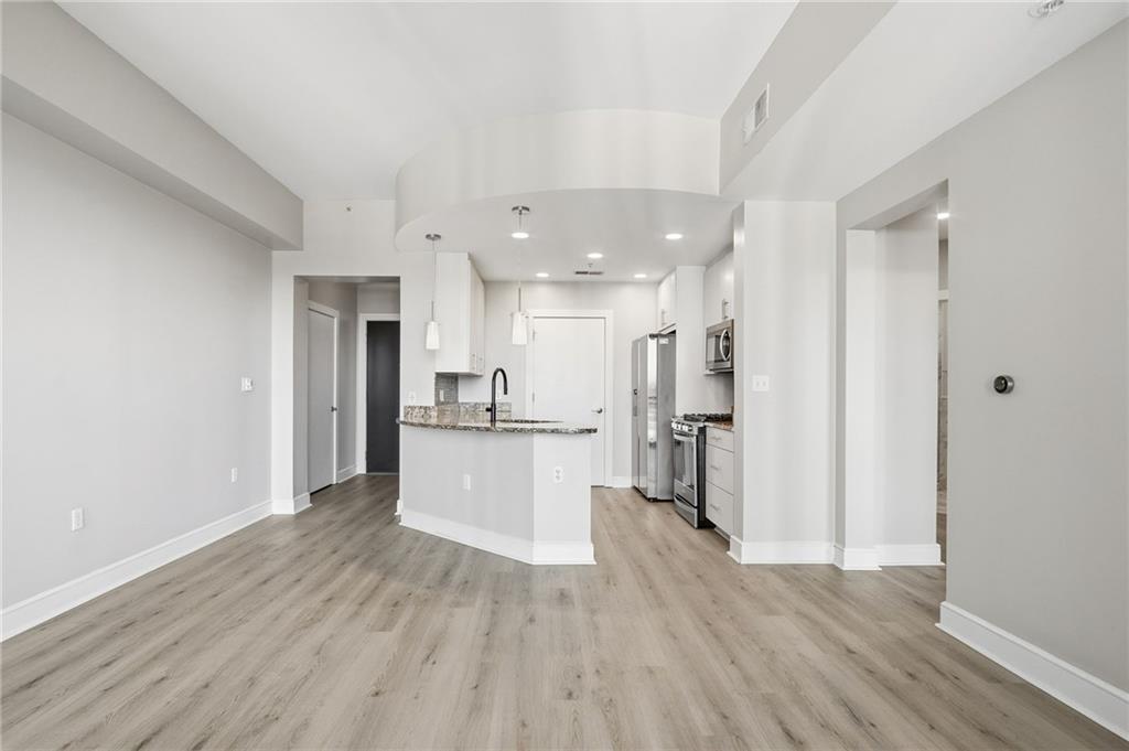 222 12th Street NE Unit 1404