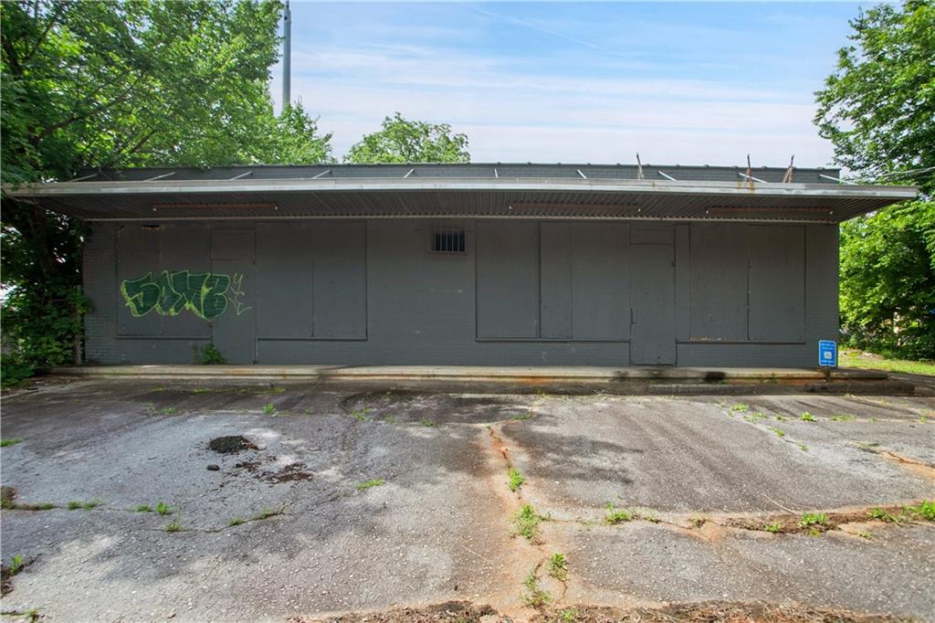 638 Dill Avenue SW
