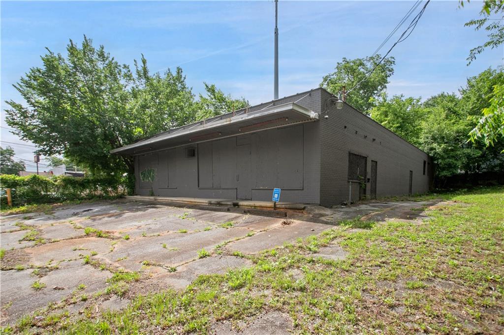 638 Dill Avenue SW