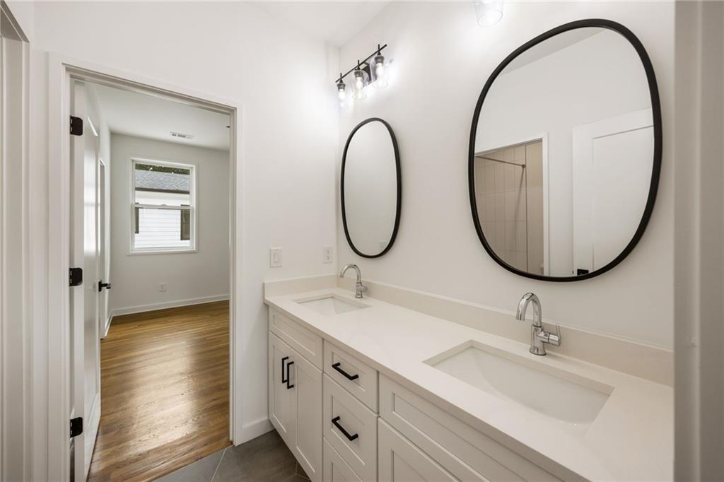 36 Walthall Street NE Unit B