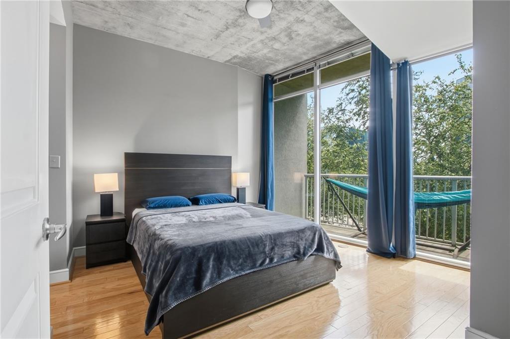 950 W Peachtree Street NW Unit 913