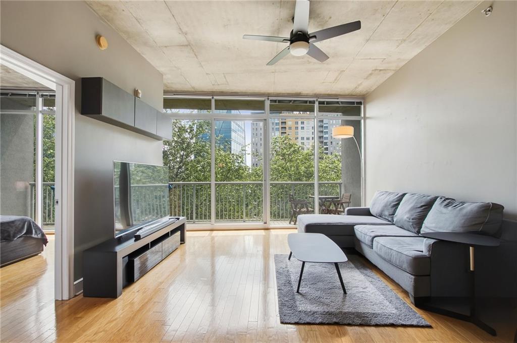 950 W Peachtree Street NW Unit 913