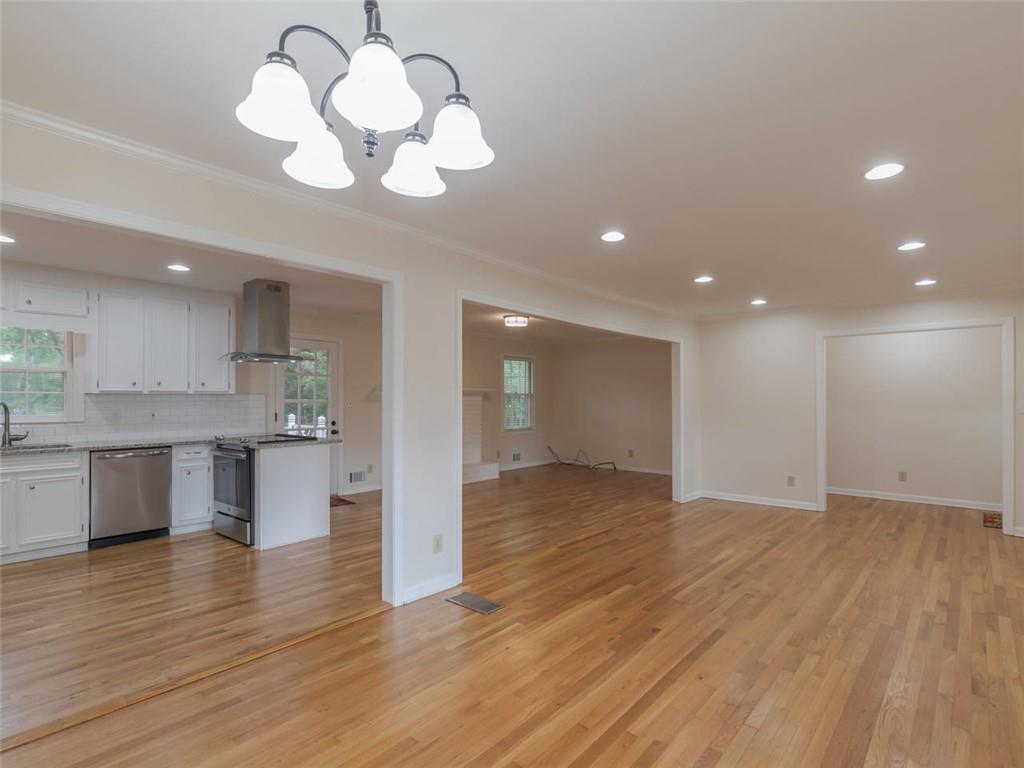 1110 Grimes Bridge Road