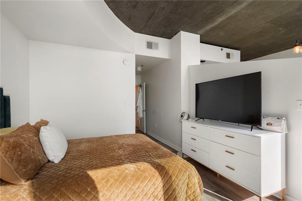 3324 Peachtree Road NE Unit 2208