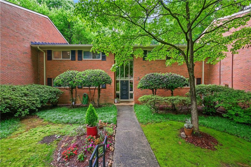 1111 Clairemont Avenue Unit L3