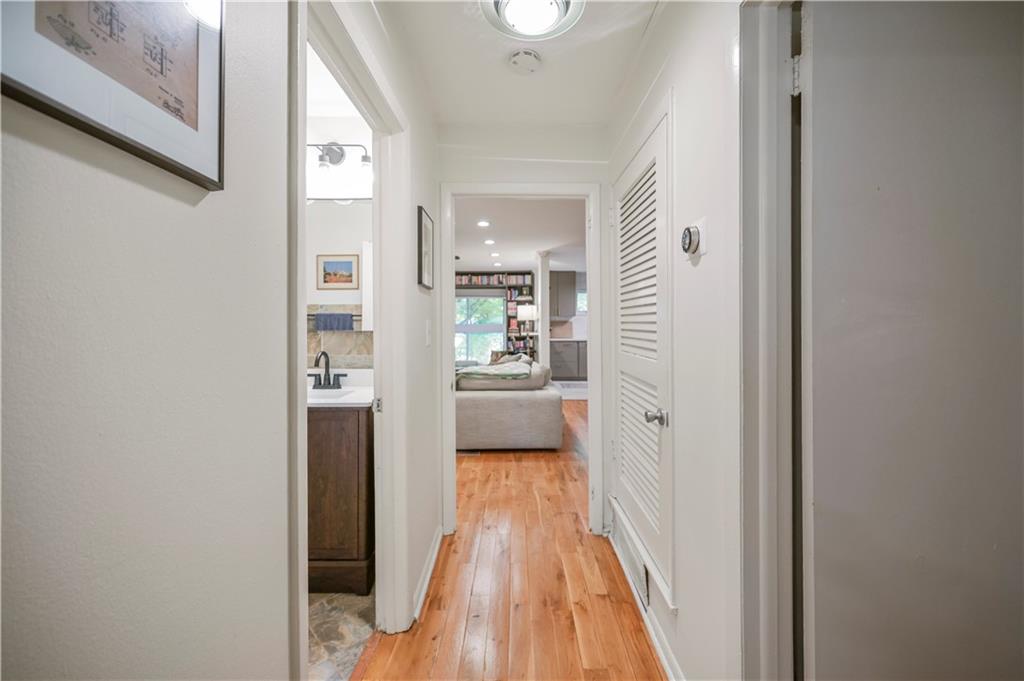 1111 Clairemont Avenue Unit L3