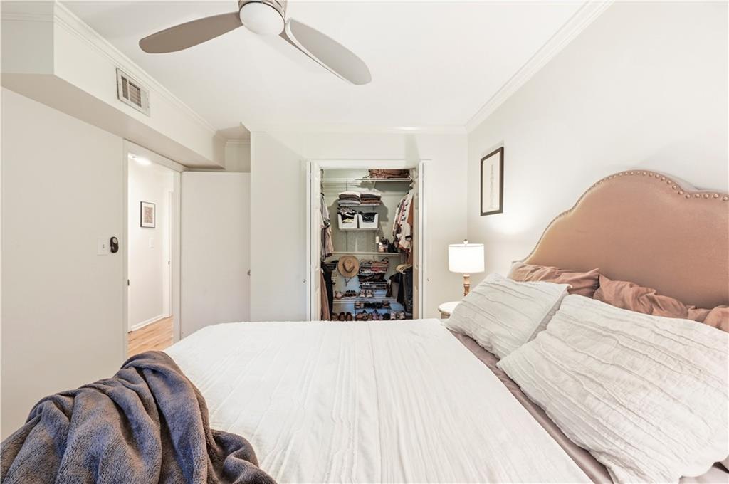 1111 Clairemont Avenue Unit L3