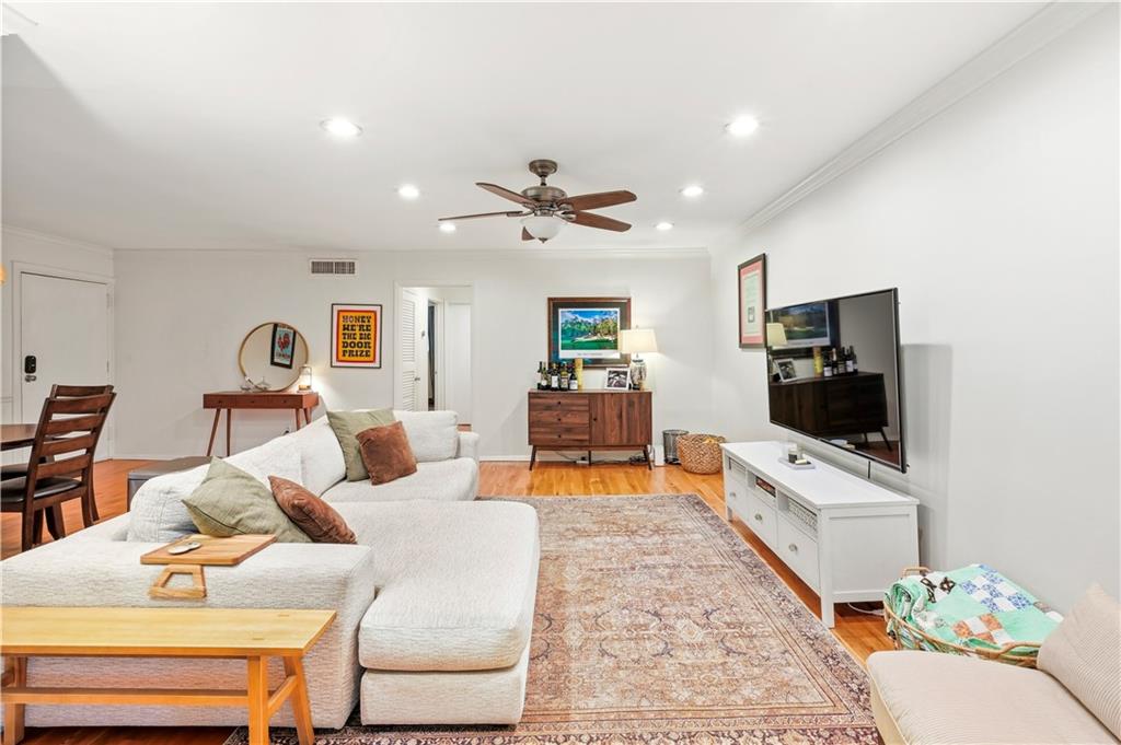 1111 Clairemont Avenue Unit L3