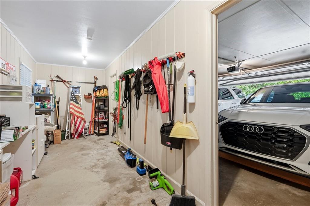 1076 Coronation Drive