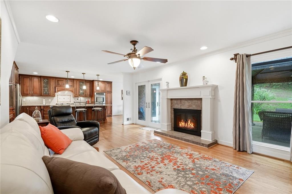 1076 Coronation Drive