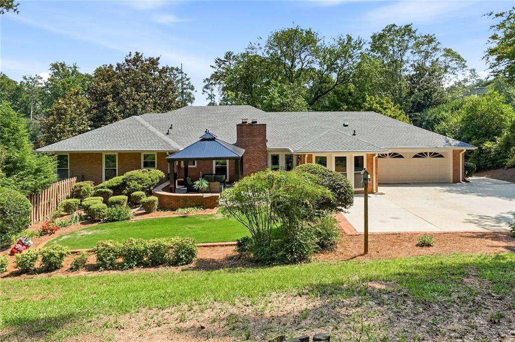 1076 Coronation Drive