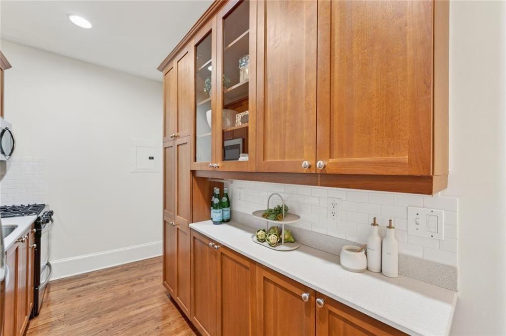 653 Bonaventure Avenue NE Unit 5