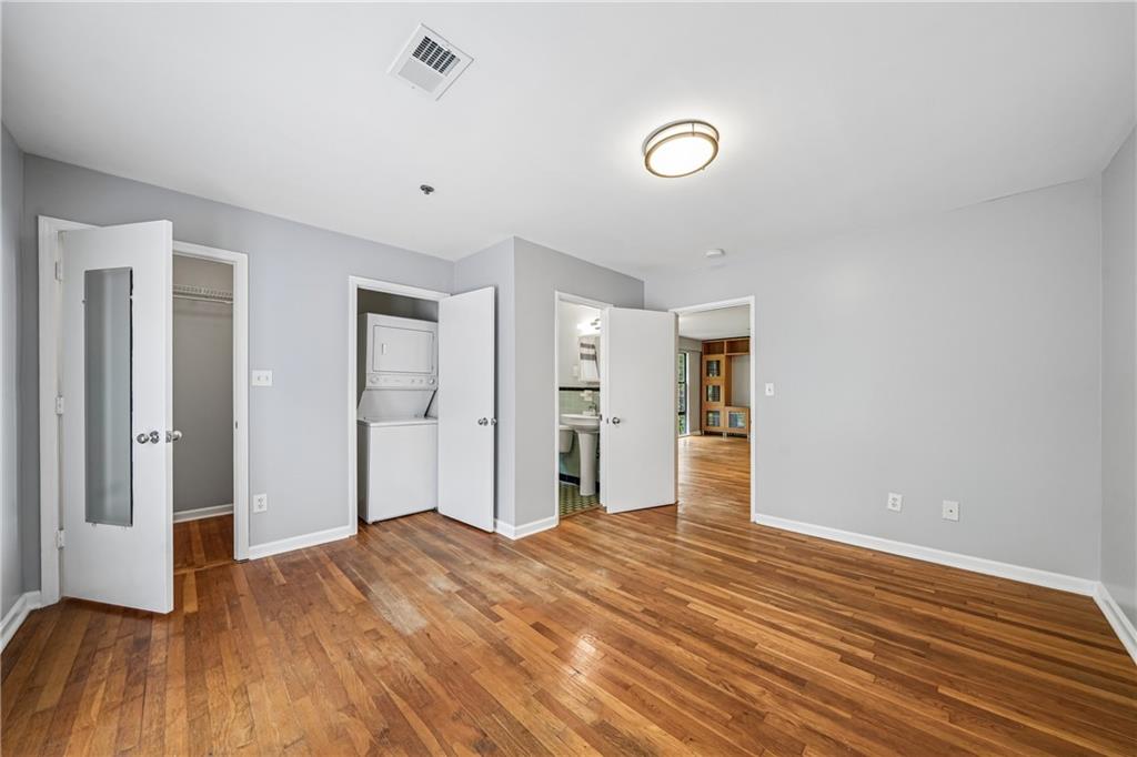 317 8th Street NE Unit 7