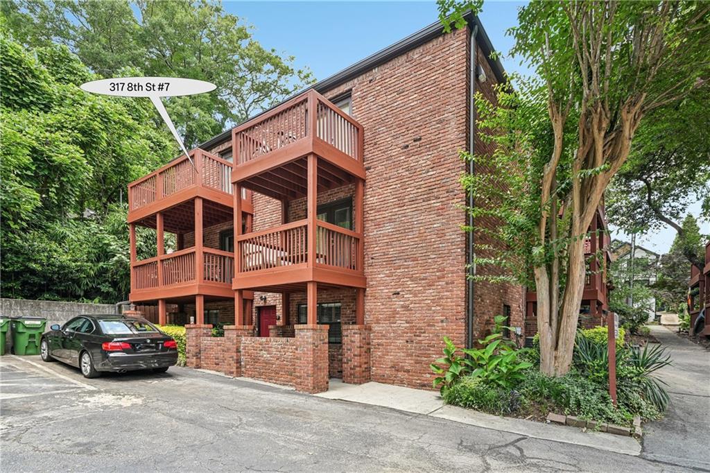 317 8th Street NE Unit 7
