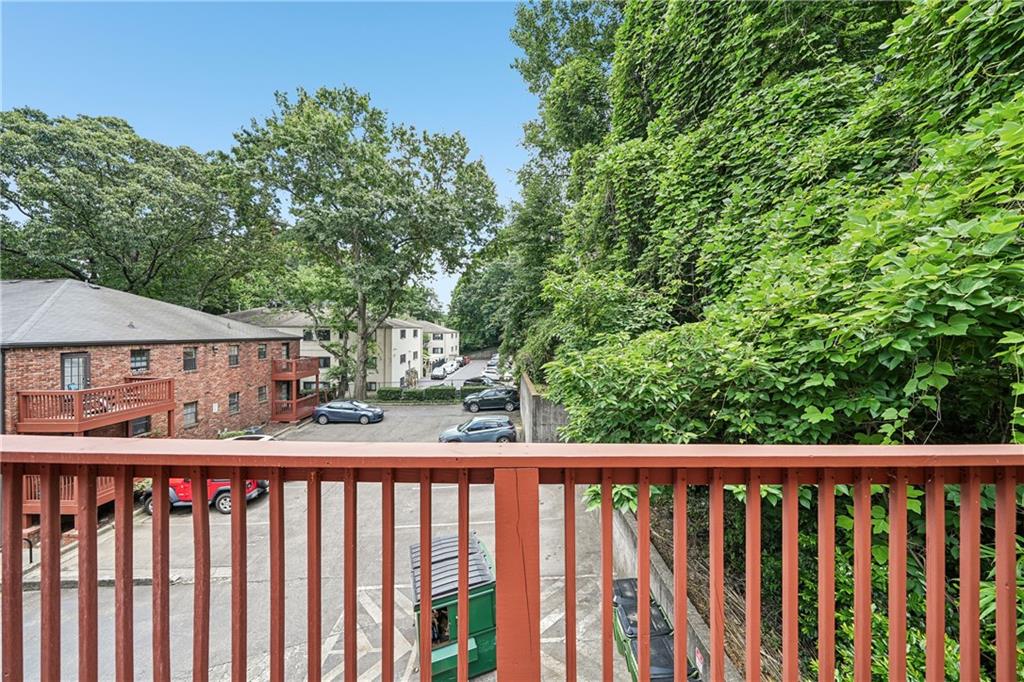 317 8th Street NE Unit 7