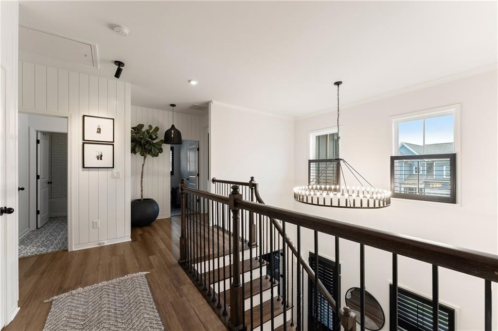 712 Bridgeview Drive