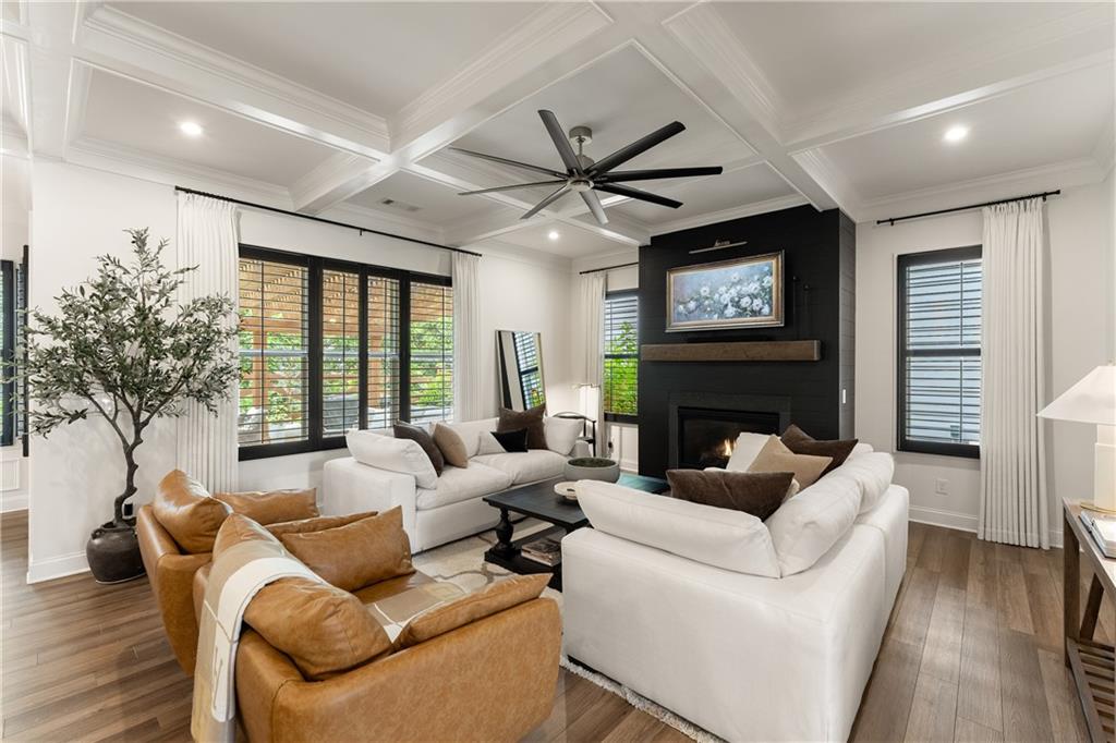 712 Bridgeview Drive