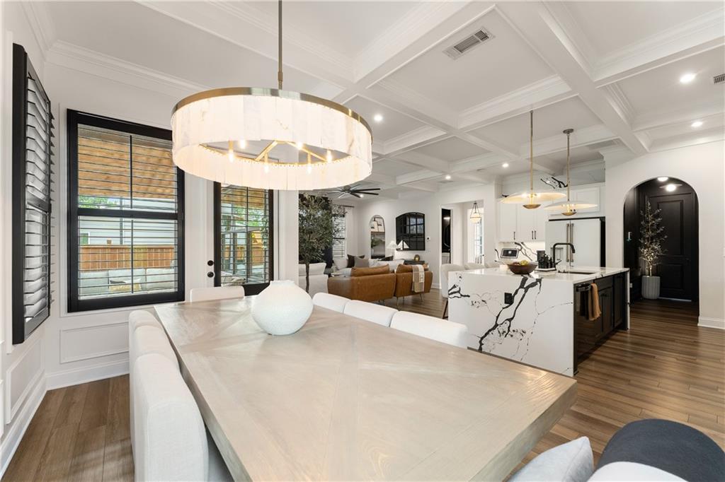 712 Bridgeview Drive
