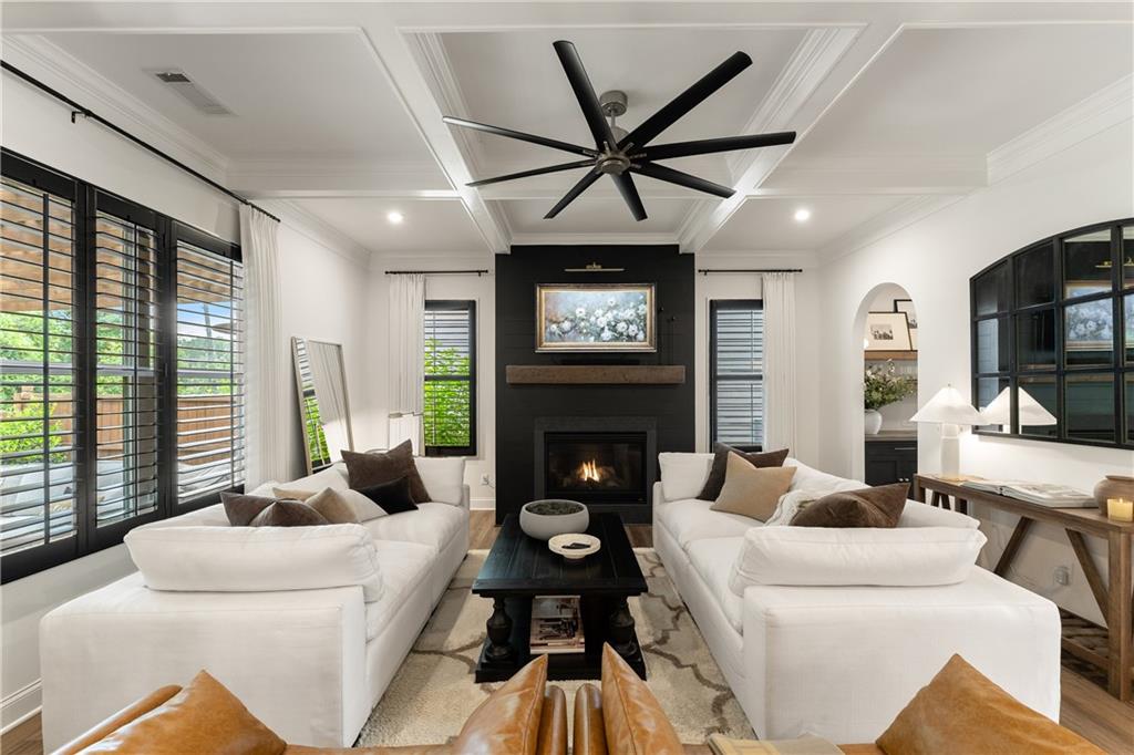 712 Bridgeview Drive