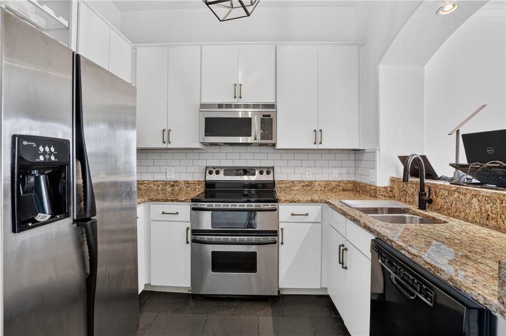 3445 Stratford Road NE Unit 1405