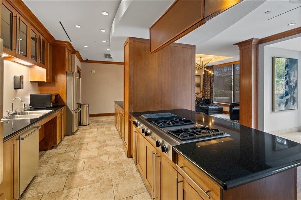 3445 Stratford Road NE Unit 1405