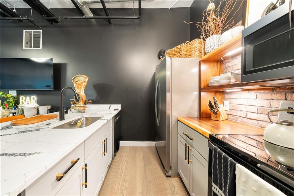 120 Ralph Mcgill Boulevard NE Unit 405