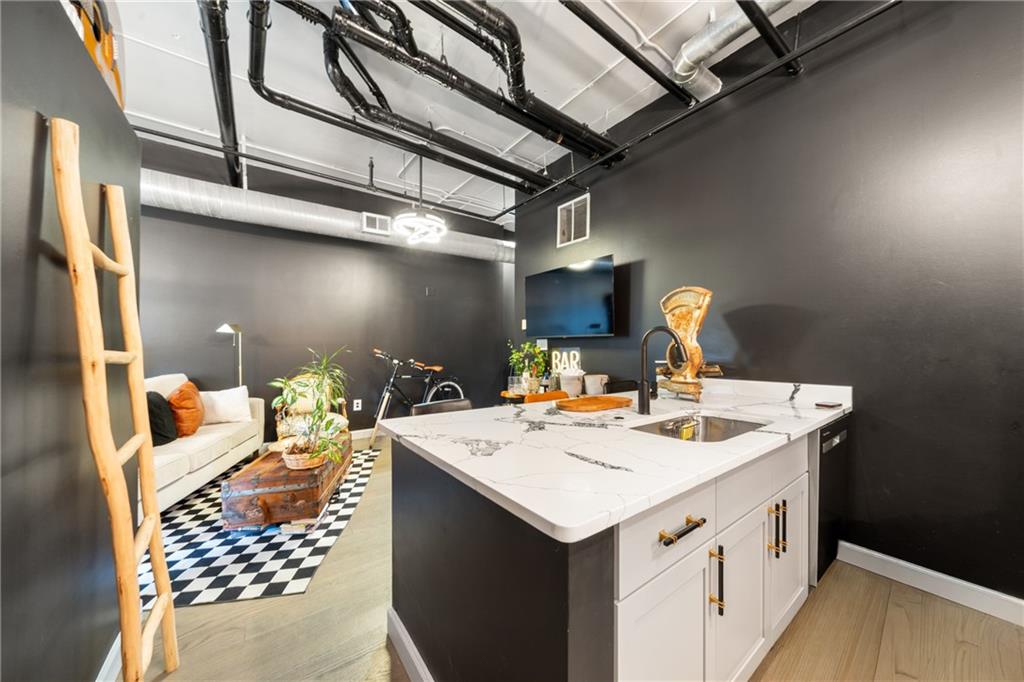 120 Ralph Mcgill Boulevard NE Unit 405
