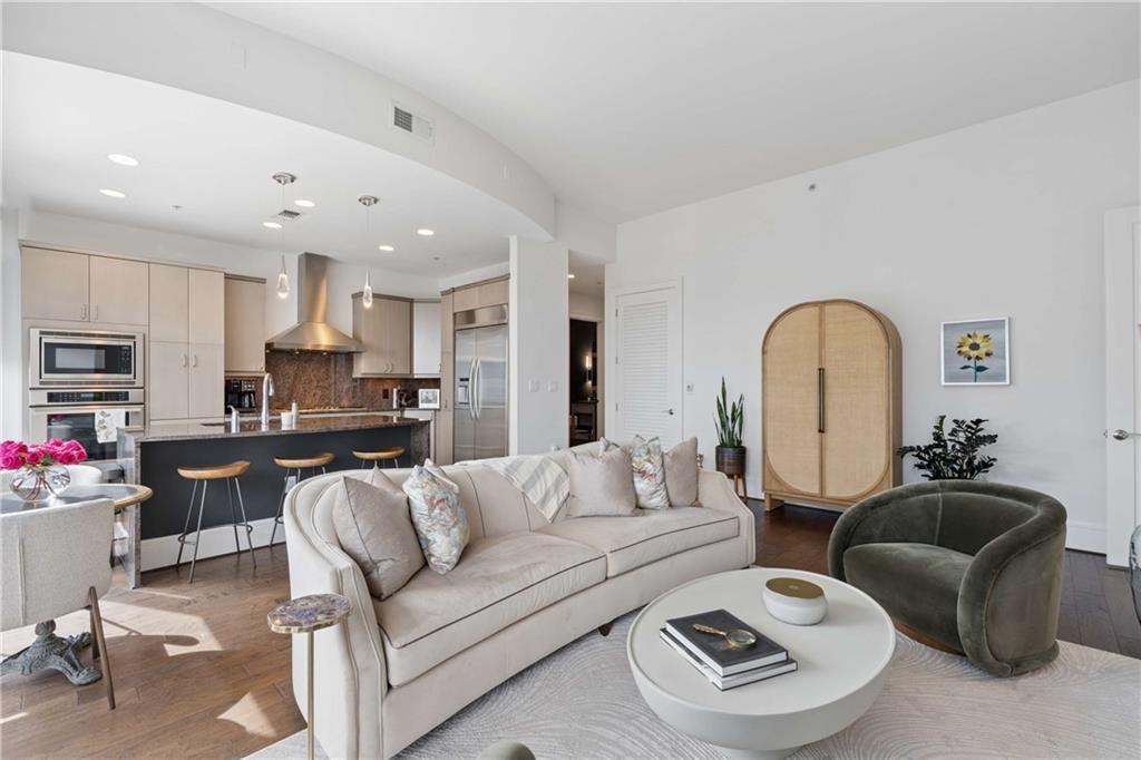 1065 Peachtree Street NE Unit 3301