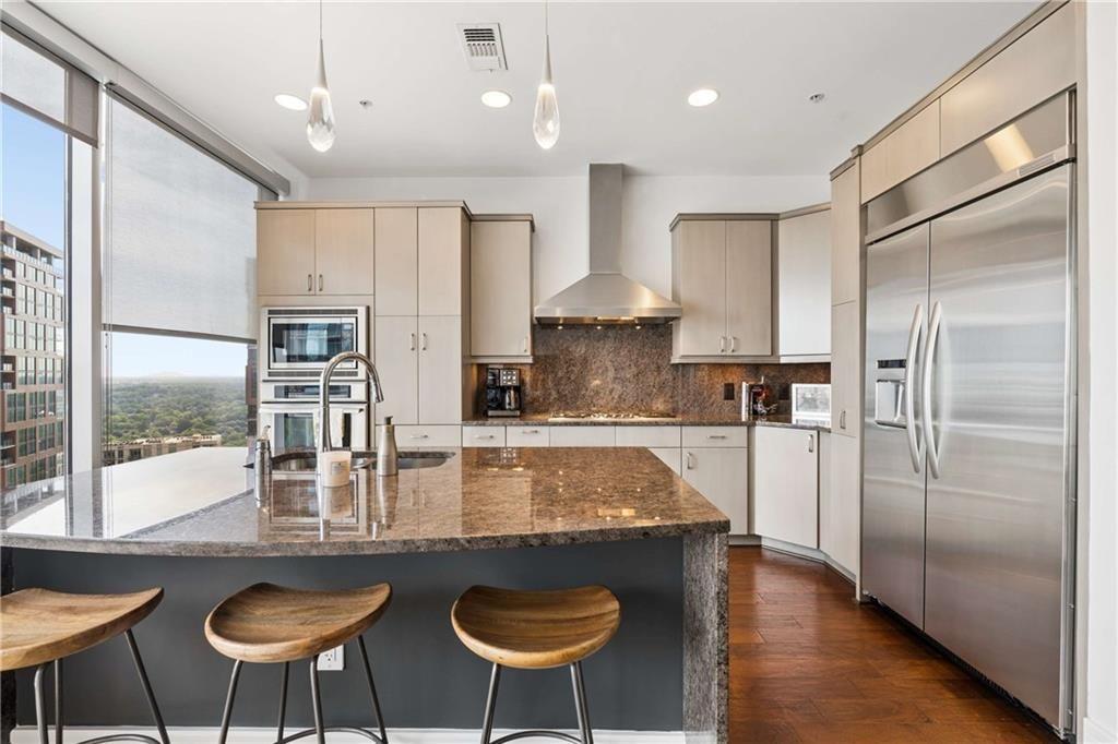 1065 Peachtree Street NE Unit 3301