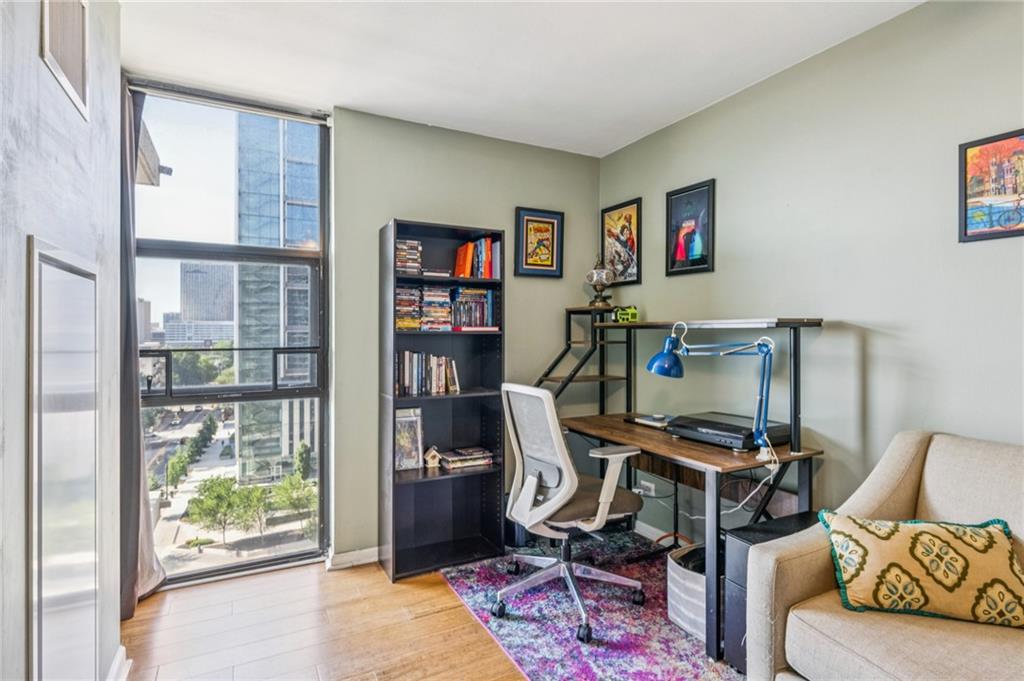 620 Peachtree Street NE Unit 1106