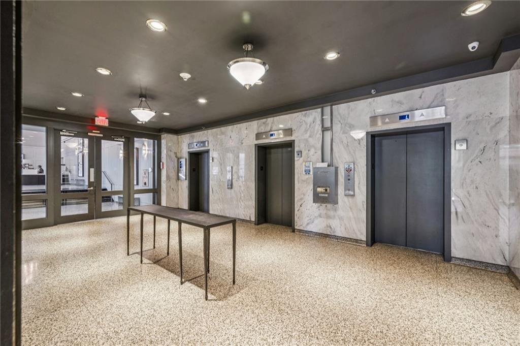 620 Peachtree Street NE Unit 1106