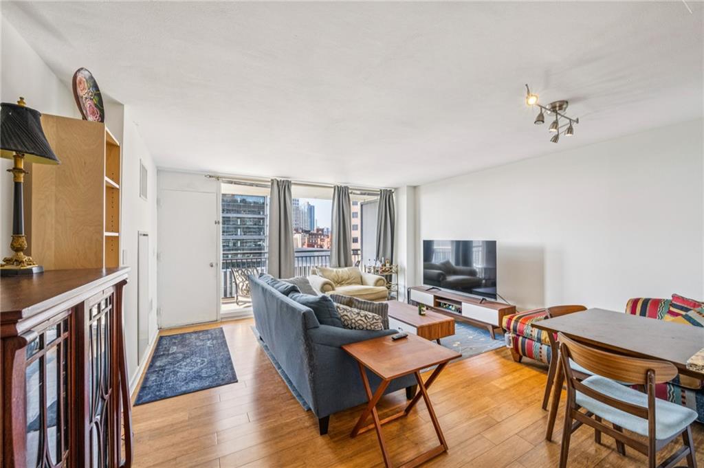 620 Peachtree Street NE Unit 1106