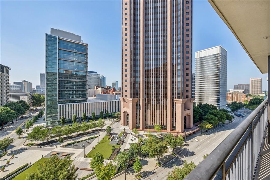 620 Peachtree Street NE Unit 1106