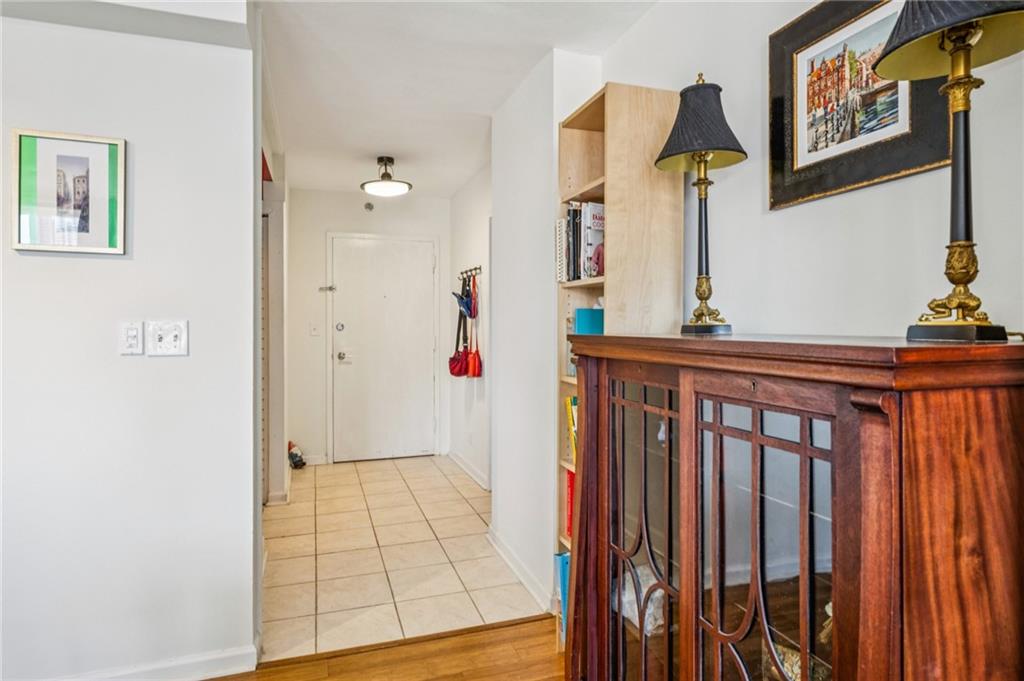 620 Peachtree Street NE Unit 1106