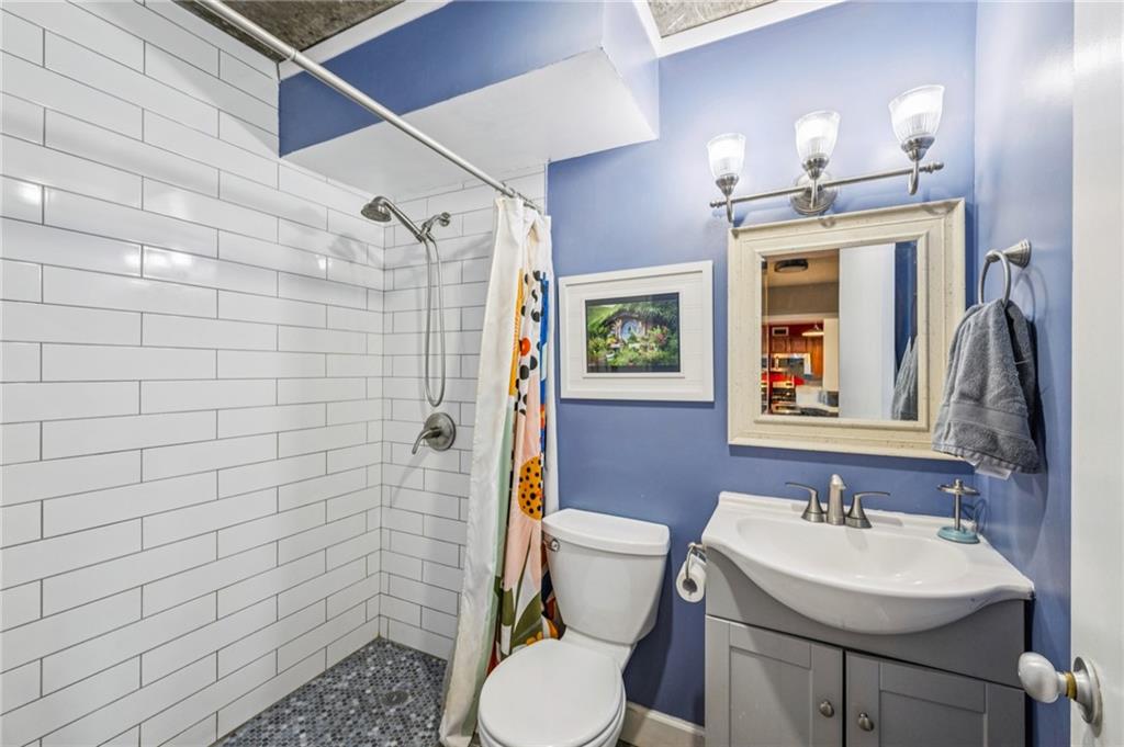 620 Peachtree Street NE Unit 1106