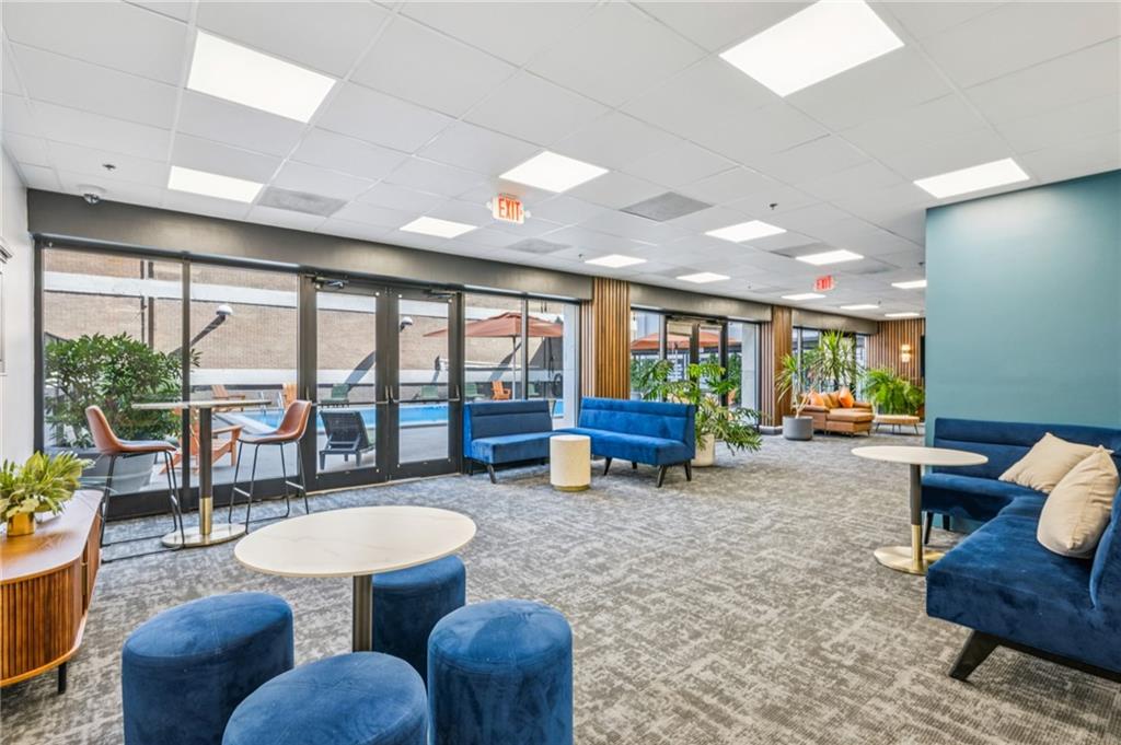 620 Peachtree Street NE Unit 1106