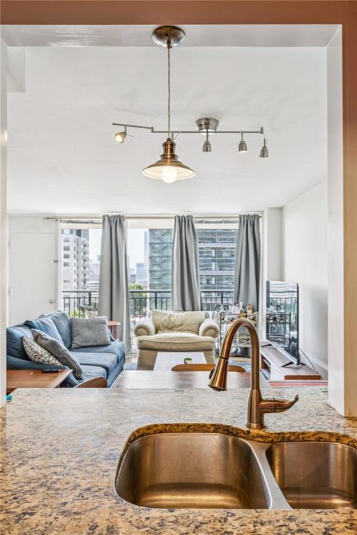 620 Peachtree Street NE Unit 1106