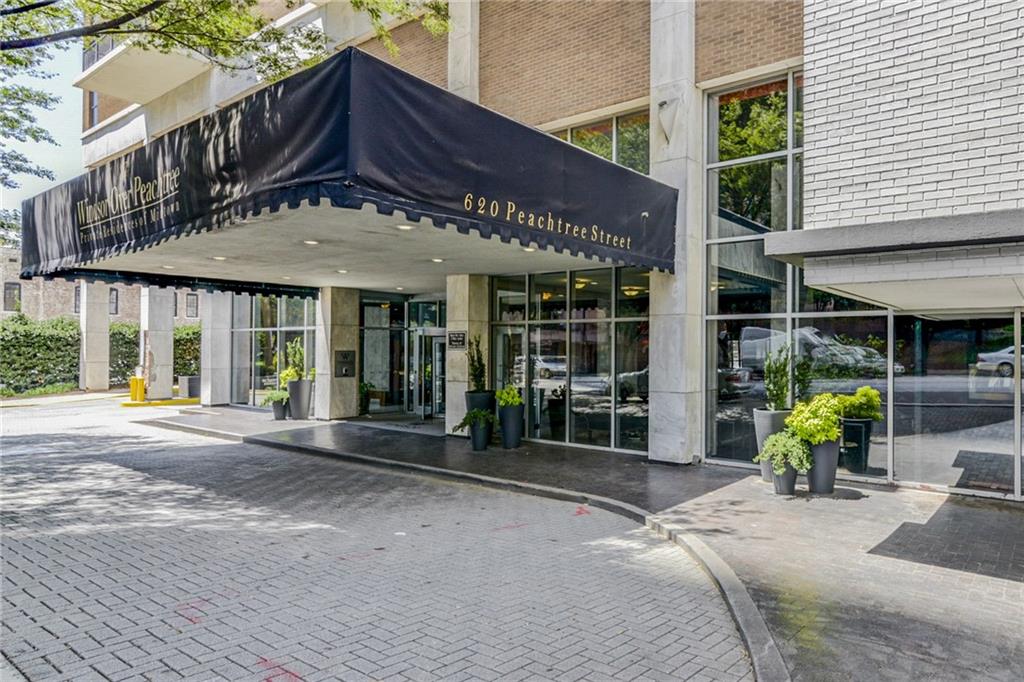 620 Peachtree Street NE Unit 1106