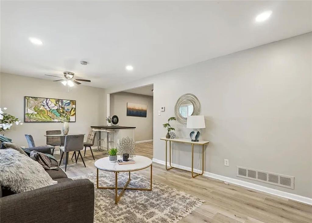 2287 Mulberry Street