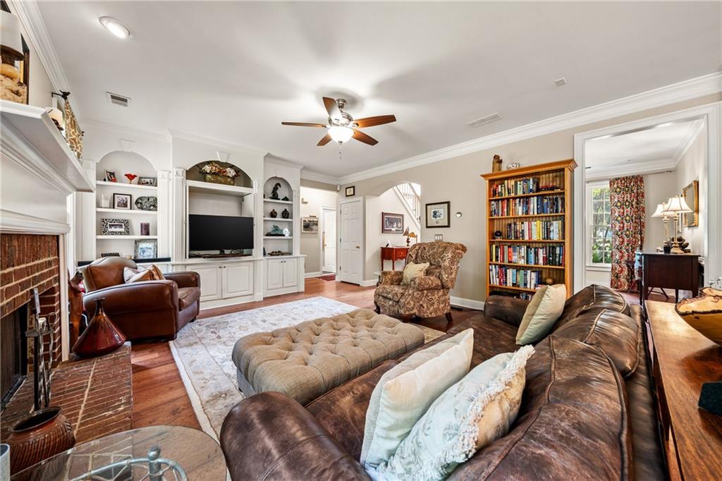 4451 Oakdale Vinings Landing SE