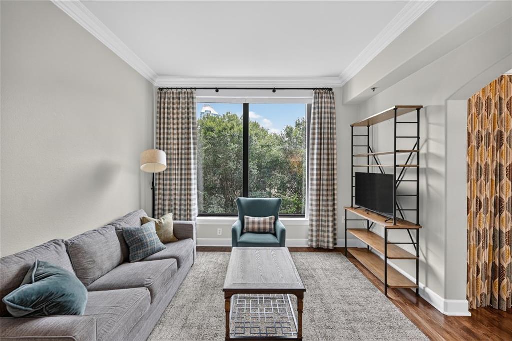 3445 Stratford Road NE Unit 402
