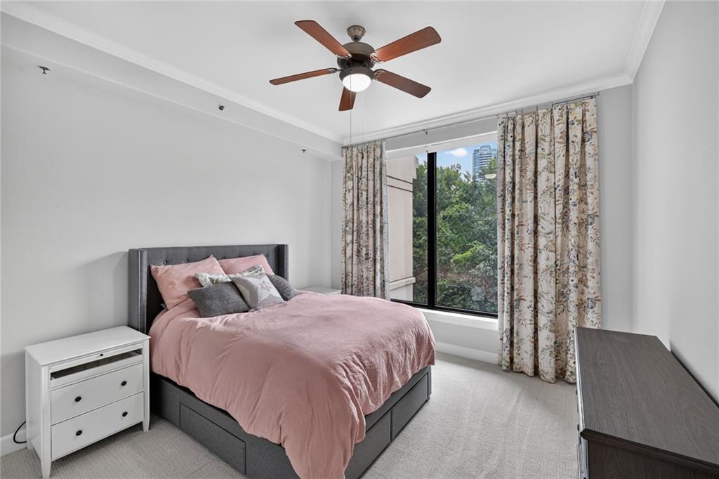 3445 Stratford Road NE Unit 402