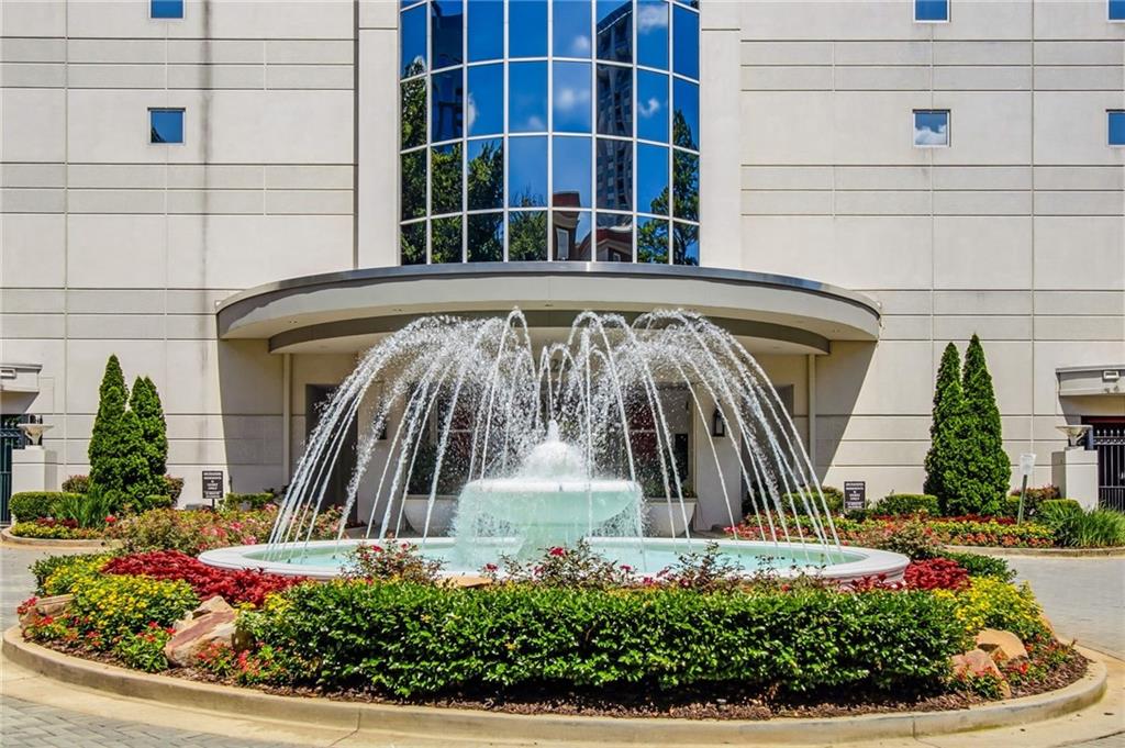 2828 Peachtree Road NW Unit 2402